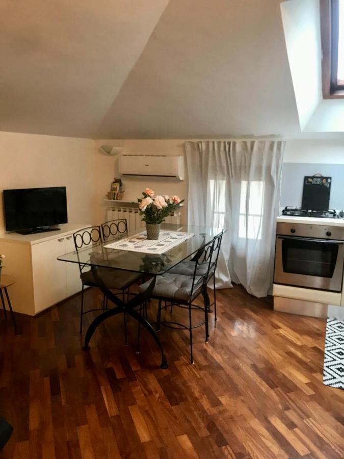 Antico Borgo Lejlighed Desenzano del Garda Eksteriør billede